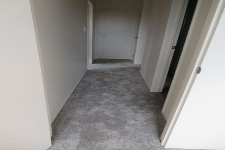 Photo of property in 2 Nikau Street, New Lynn, Auckland, 0600