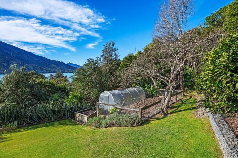 Photo of property in 674 Moetapu Bay Road, Moetapu Bay, Picton, 7282