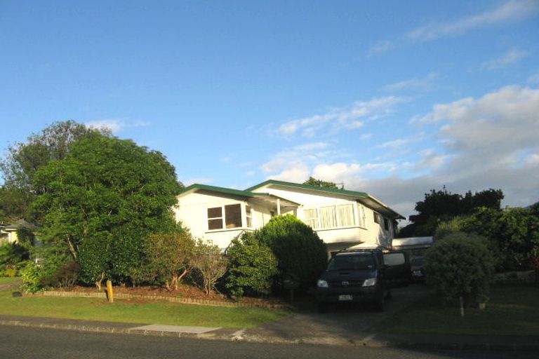 Photo of property in 50 Moore Street, Hillcrest, Auckland, 0627