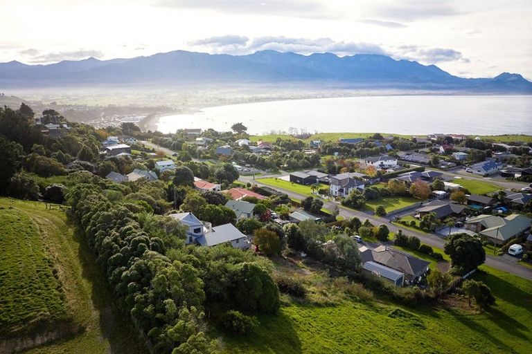 Photo of property in 4 Endeavour Place, Kaikoura, 7300