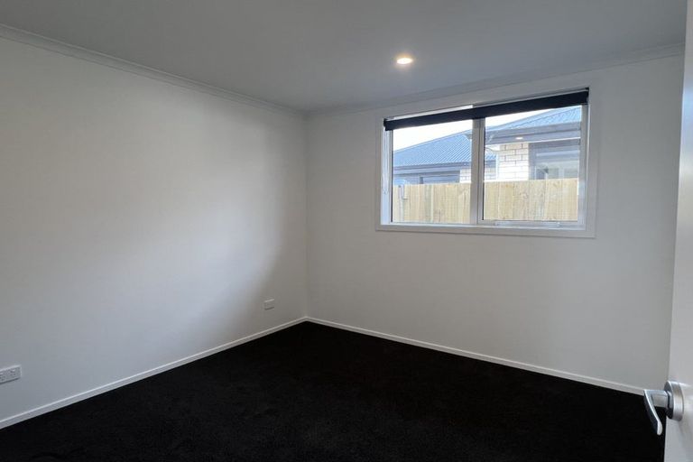 Photo of property in 32 Waruhia Crescent, Rototuna North, 3281