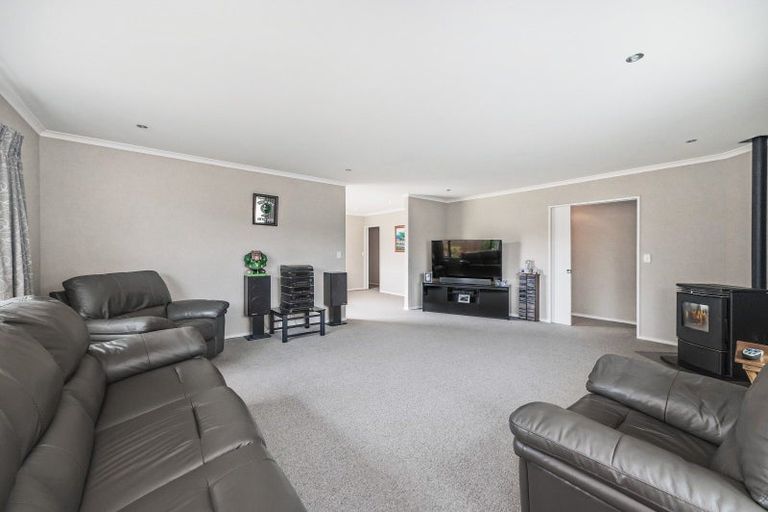 Photo of property in 92 Acacia Avenue, Rangiora, 7400