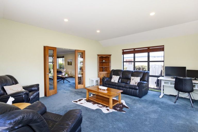 Photo of property in 4 Craig Street, Waikiwi, Invercargill, 9810