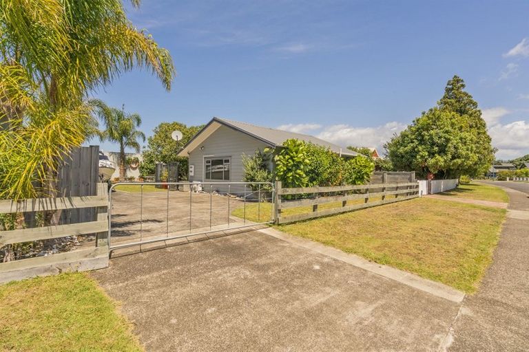 Photo of property in 135a Robinson Road, Whitianga, 3510