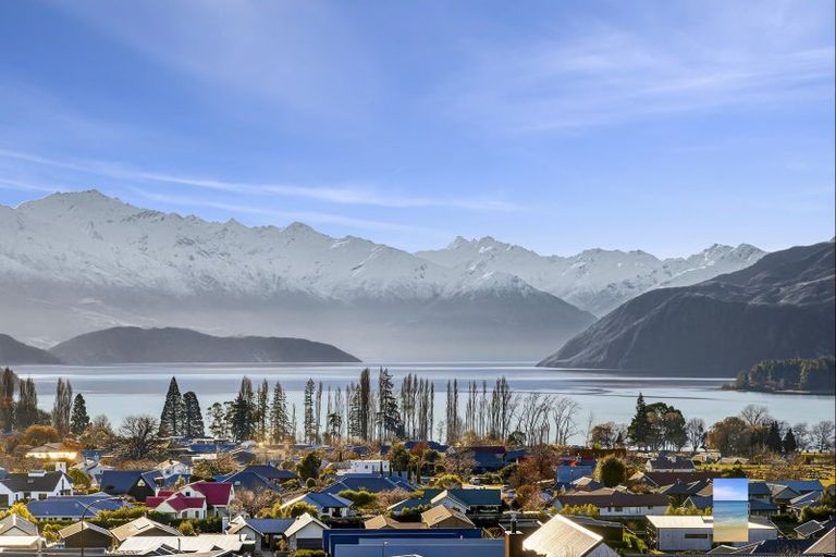 Photo of property in Meadowstone Alpha Series, 24 Jade Drive, Wanaka, 9305