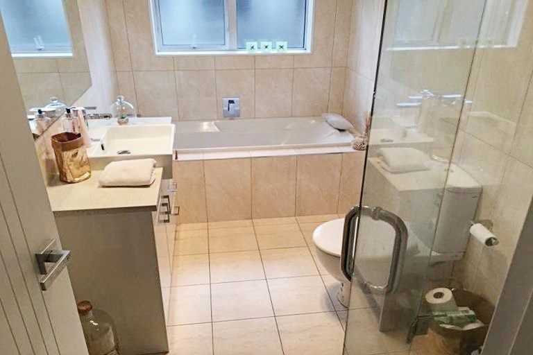 Photo of property in 19b Duncan Avenue, Te Atatu South, Auckland, 0610