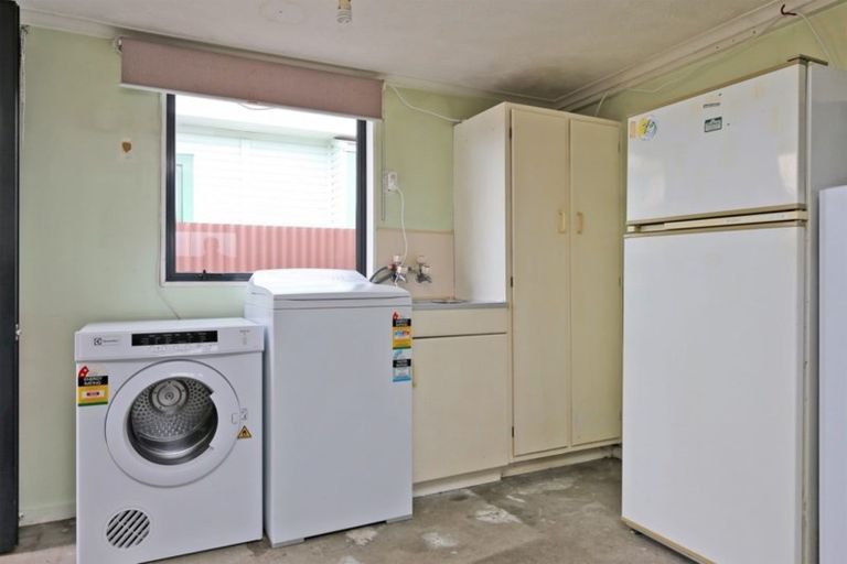 Photo of property in 2/410 Saint Aubyn Street West, Hastings, 4122