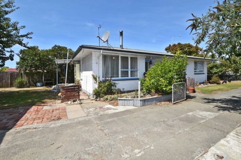 Photo of property in 134 Northcote Road, Northcote, Christchurch, 8052