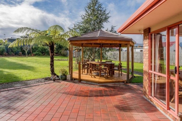 Photo of property in 7 Tararua Crescent, Otaki, 5512