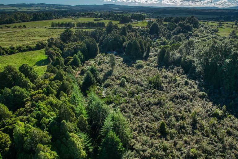 Photo of property in 1967e Arnold Valley Road, Moana, 7872