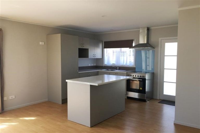 Photo of property in 4 Mildmay Road, Henderson, Auckland, 0610