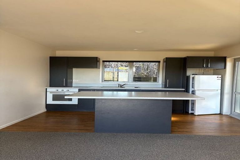 Photo of property in 50 Queens Road, Glen Avon, New Plymouth, 4312