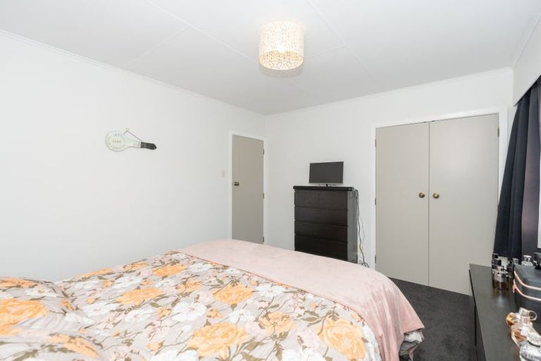 Photo of property in 54 Morrow Avenue, St Andrews, Hamilton, 3200