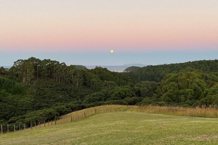 Photo of property in 158 Clements Road, Matapouri, Whangarei, 0173