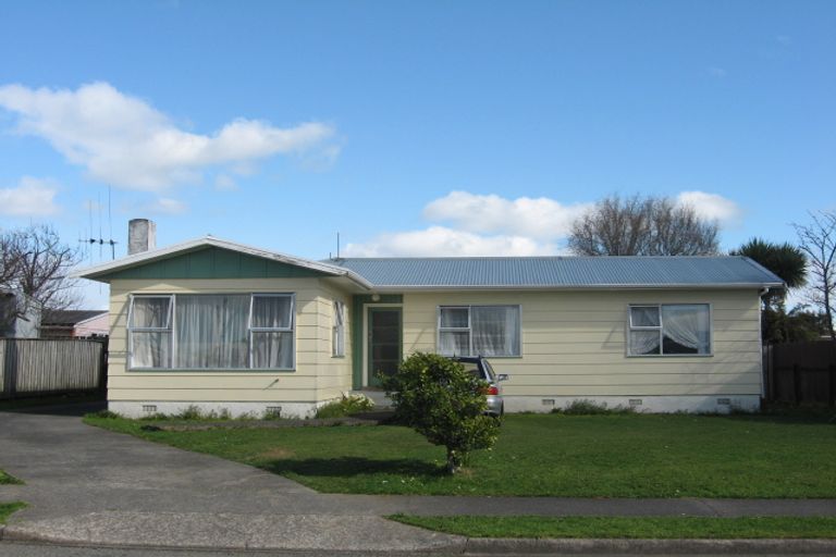 Photo of property in 24 Cargill Street, Levin, 5510