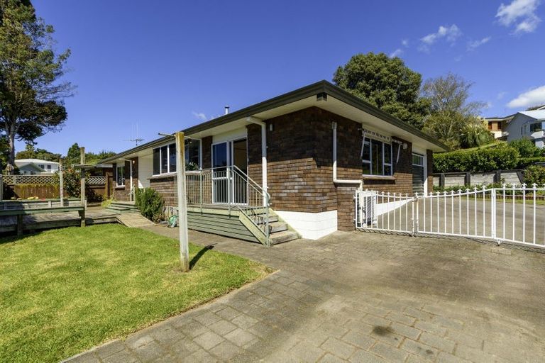 Photo of property in 2 Upland Street, Brookfield, Tauranga, 3110