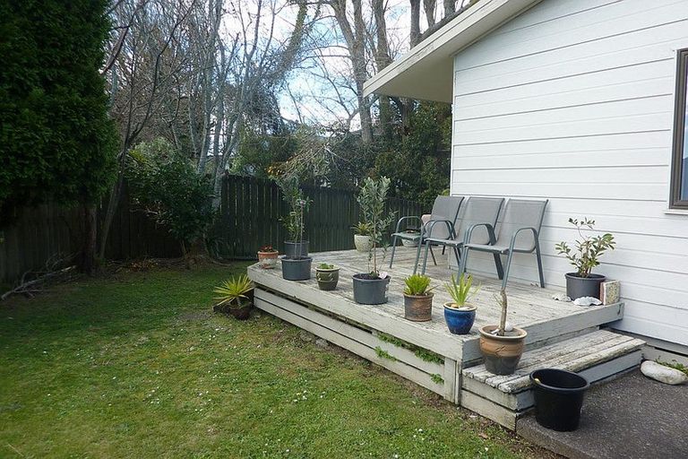 Photo of property in 2/6 Esperanto Road, Papatoetoe, Auckland, 2025