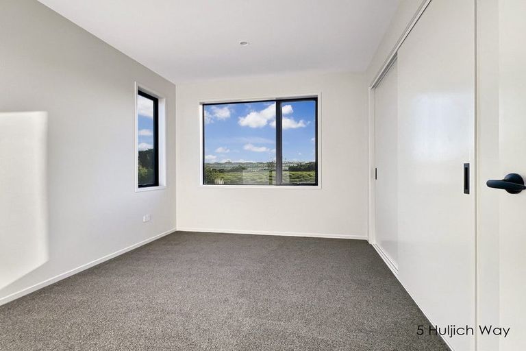 Photo of property in 5 Huljich Way, Hobsonville, Auckland, 0616