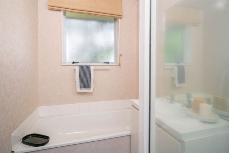 Photo of property in 2/21 Aylesford Street, Mairehau, Christchurch, 8013