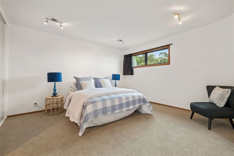 Photo of property in 11 Toledo Place, Mount Pleasant, Christchurch, 8081