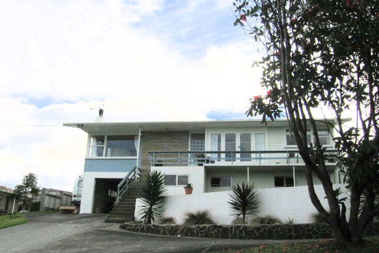 Photo of property in 184 Otumoetai Road, Brookfield, Tauranga, 3110