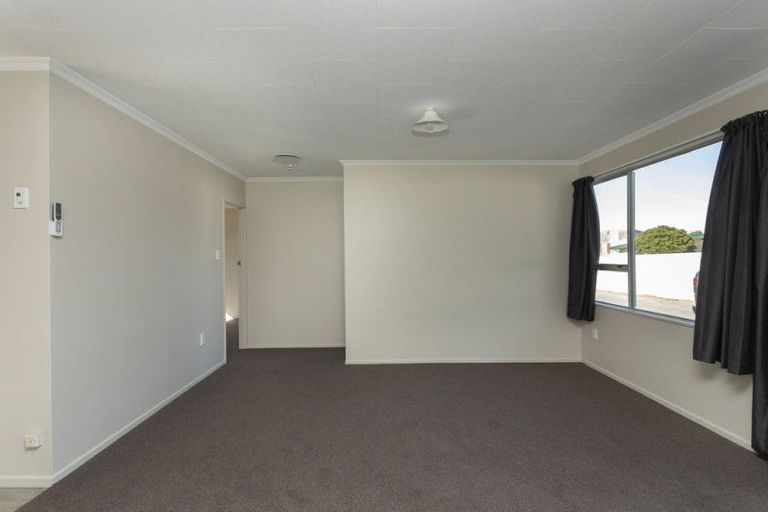 Photo of property in 3/7 Cadman Street, Dannevirke, 4930