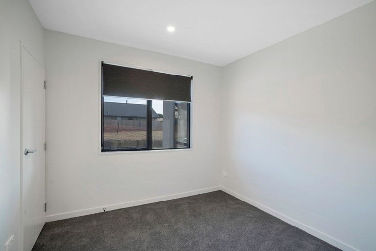 Photo of property in 39 Obelisk Street, Wanaka, 9305