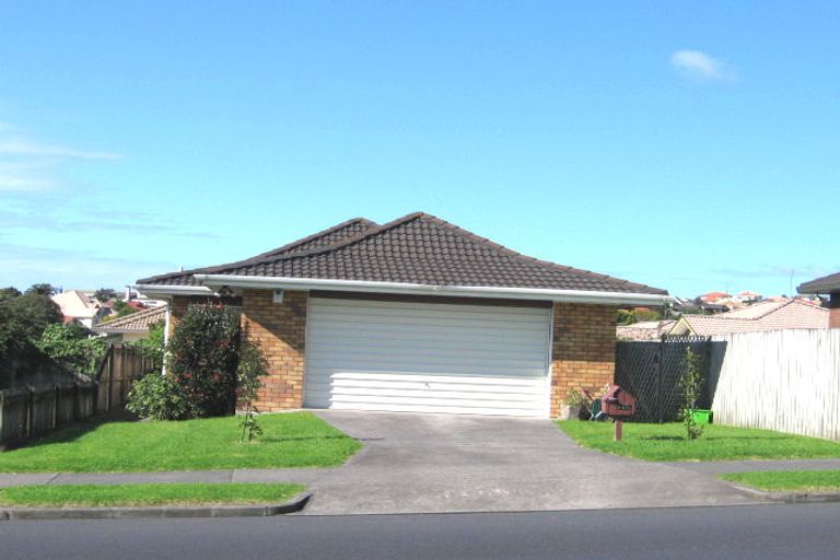 Photo of property in 2/144 Whitford Road, Somerville, Auckland, 2014