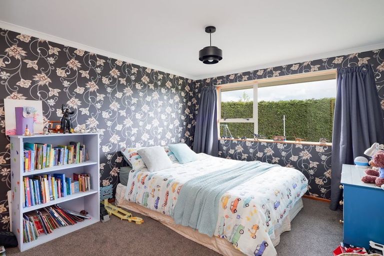 Photo of property in 381 Bay Road, West Plains, Invercargill, 9879