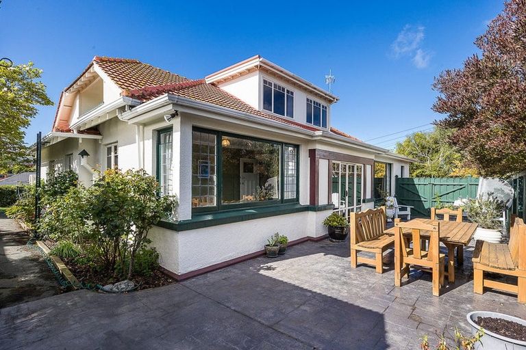 Photo of property in 217 Musselburgh Rise, Andersons Bay, Dunedin, 9013