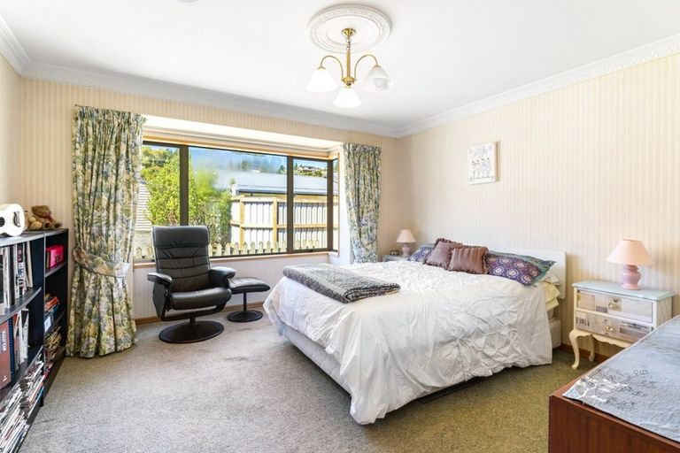 Photo of property in 4a Chatham Street, Waihola, Milton, 9073