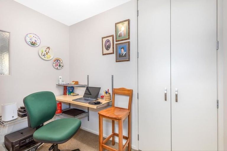 Photo of property in 10 Horopito Road, Waikanae, 5036