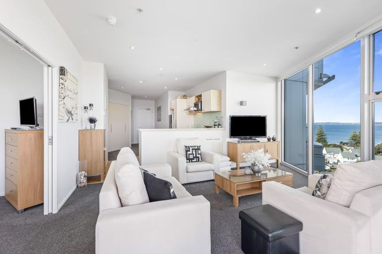 Photo of property in 1110/11 Tamariki Avenue, Kelston, Auckland, 0602