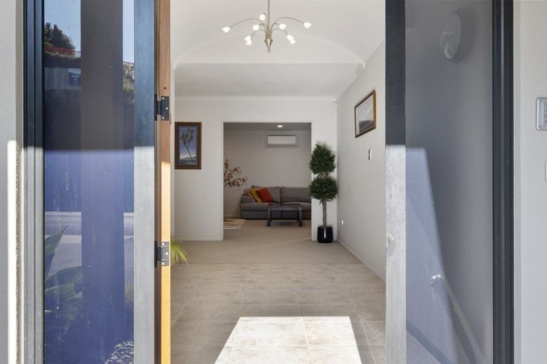 Photo of property in 227 Heta Road, Merrilands, New Plymouth, 4312