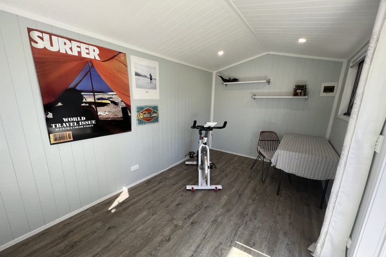 Photo of property in 11 Ocean View Road, Milford, Auckland, 0620