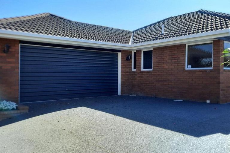 Photo of property in 1/61a Strathfield Avenue, Dallington, Christchurch, 8061