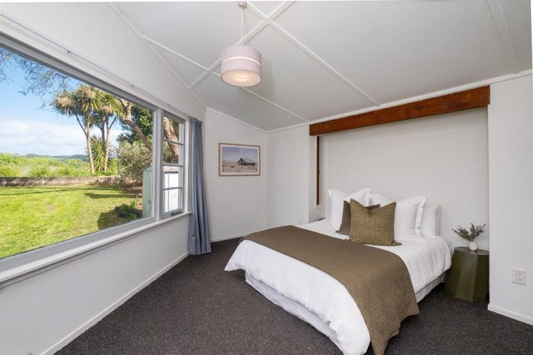 Photo of property in 42 Kuku Street, Te Awanga, 4102