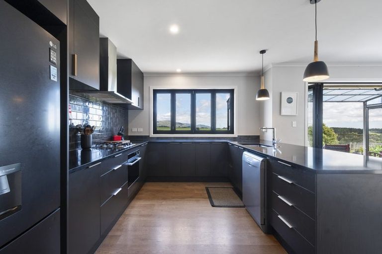 Photo of property in 32 Varsity Heights, Fitzherbert, Palmerston North, 4410