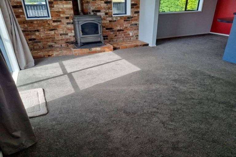 Photo of property in 80 Watt Road, Otatara, Invercargill, 9879