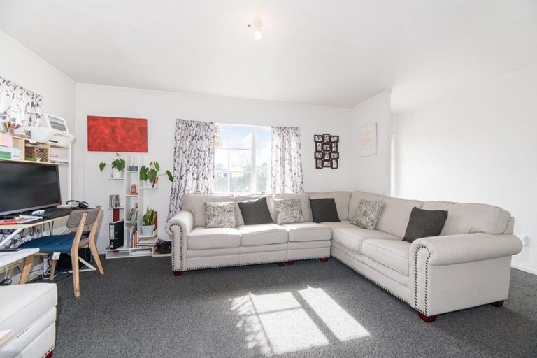 Photo of property in 28 Trimdon Street, Randwick Park, Auckland, 2105