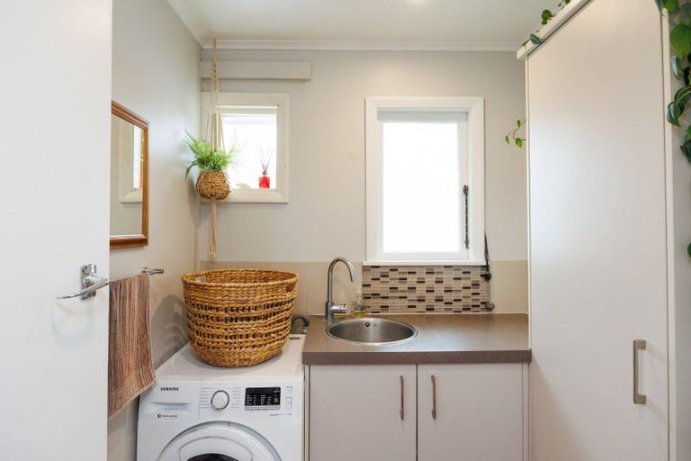 Photo of property in 921 Upper Main Street, Roslyn, Palmerston North, 4414