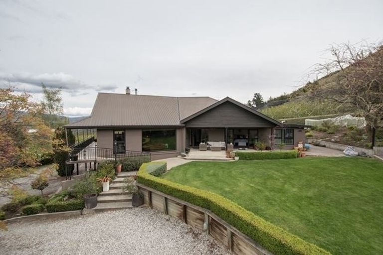 Photo of property in 244 Ripponvale Road, Cromwell, 9384