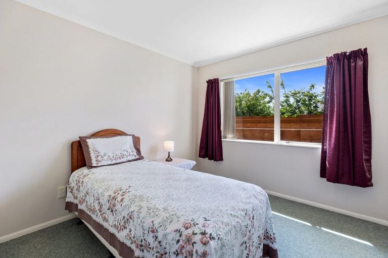 Photo of property in 17 Sandhurst Drive, Papamoa Beach, Papamoa, 3118