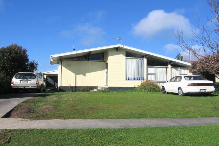 Photo of property in 50 Geraldine Crescent, Cloverlea, Palmerston North, 4412