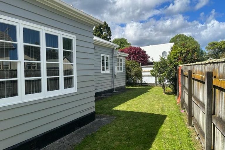 Photo of property in 572 High Street, Boulcott, Lower Hutt, 5010
