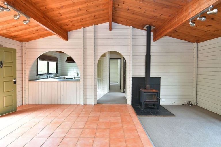 Photo of property in 24a Fairway Avenue, Red Beach, 0932