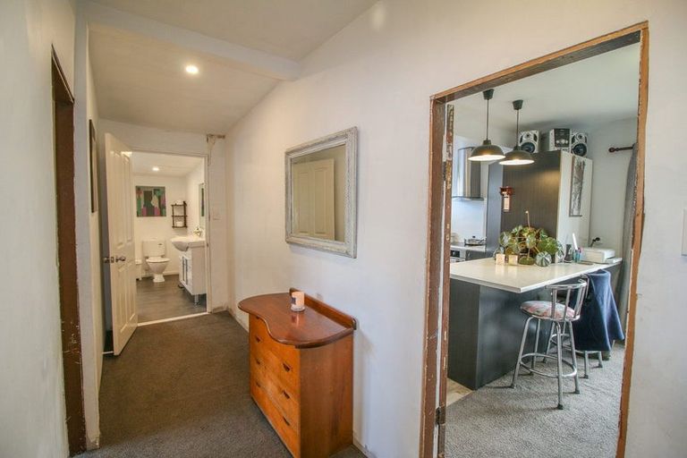 Photo of property in 6 Ocean Beach Road, Bluff, 9814