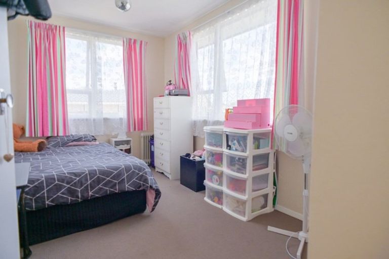 Photo of property in 24 Excellency Terrace, Ascot Park, Porirua, 5024