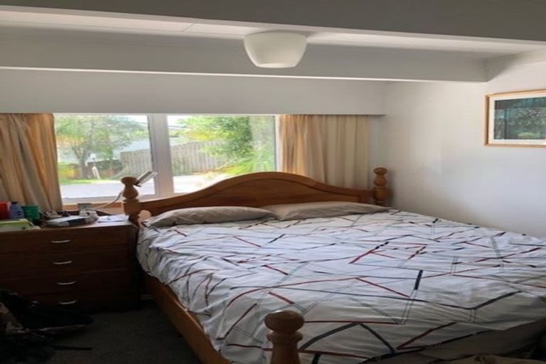 Photo of property in 2/14 Gerwyn Place, Pakuranga Heights, Auckland, 2010