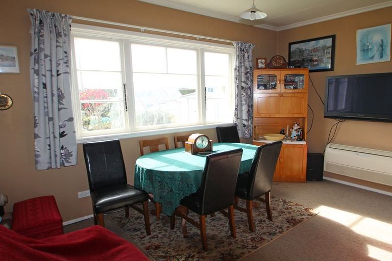 Photo of property in 16 Conway Street, Oamaru North, Oamaru, 9400